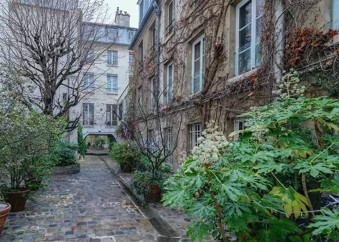 Apartment Marais Bouquet *